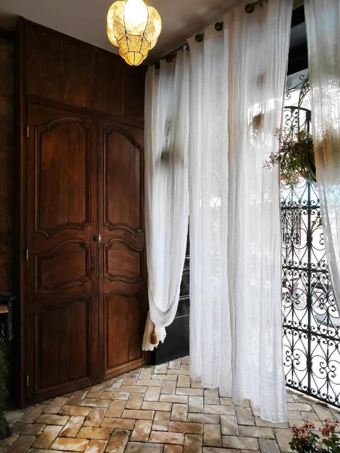L'Heure Bleue - Charme Et Histoire Au Coeur D'Avignon Lejlighed Eksteriør billede